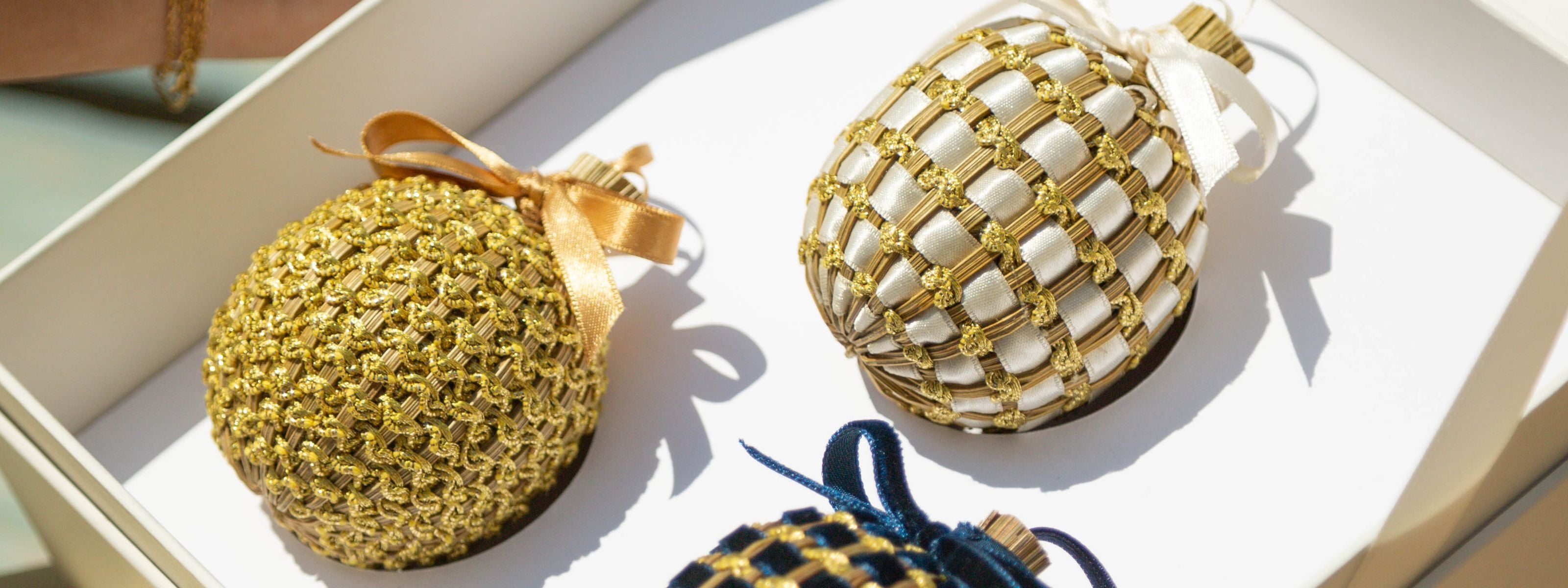 coffret de boules de lavande prestige or et blanc et éclat or