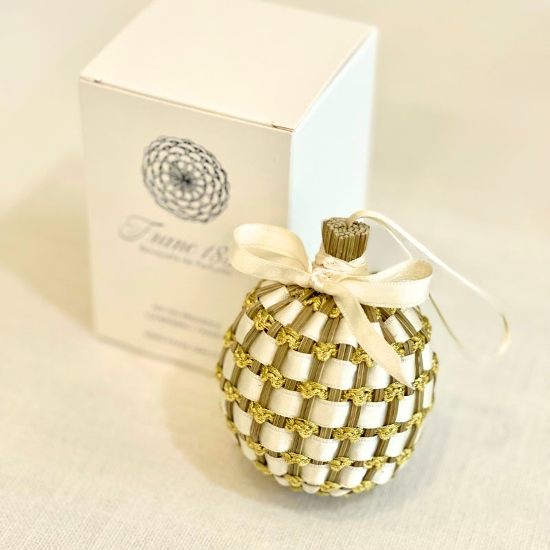 Boule de Lavande 6cm vague Or & satin Écru