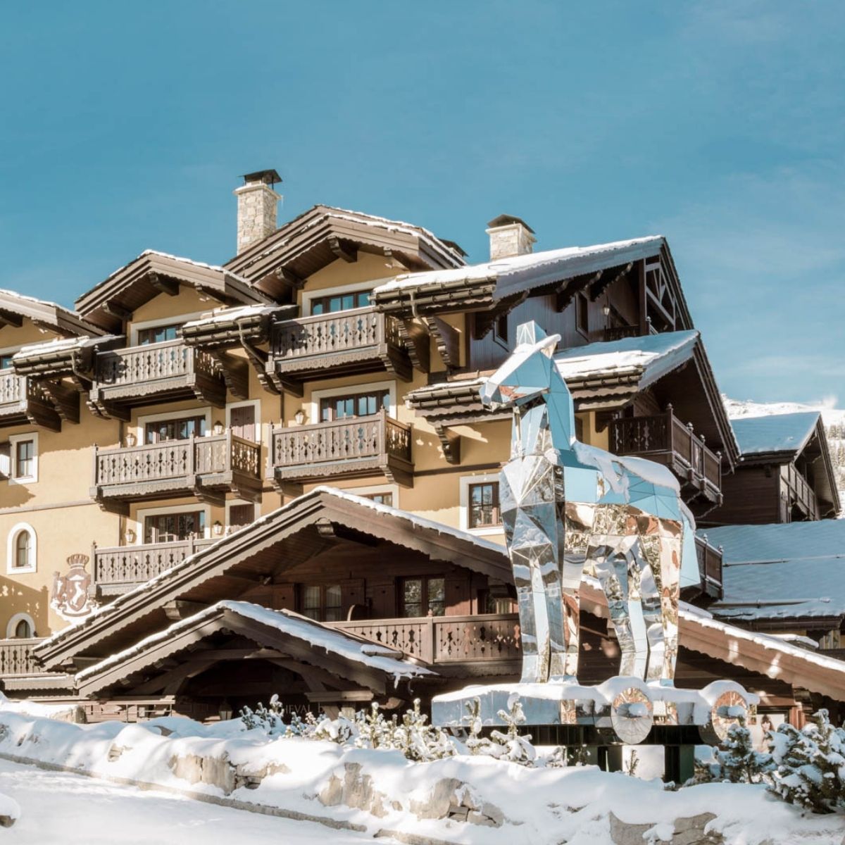 Hotel Le Cheval Blanc à Courchevel partenaire et ambassadeurs Franc 1884