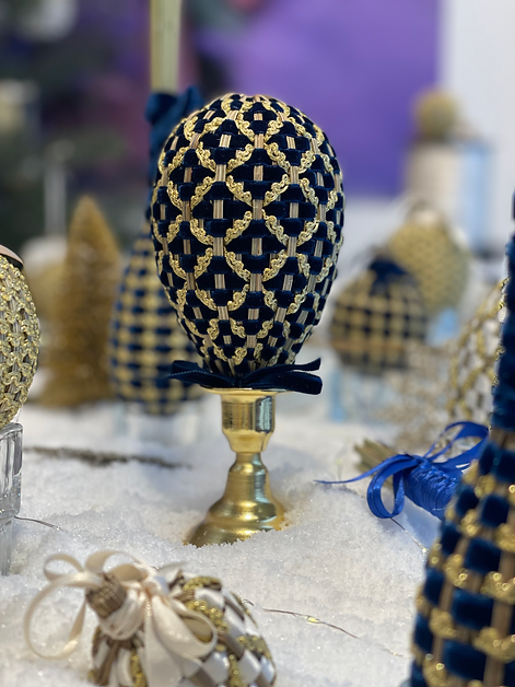 Oeuf de Lavande inspiration Fabergé velours Marine & Or L